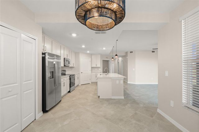 19015 SCALLOP LOOP 103, Lakewood Ranch, FL 34211