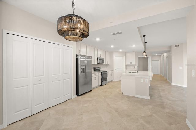 19015 SCALLOP LOOP 103, Lakewood Ranch, FL 34211