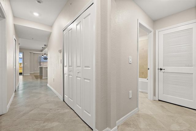 19015 SCALLOP LOOP 103, Lakewood Ranch, FL 34211