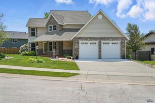 174 OAK GROVE CT, Sturgis, SD 57785