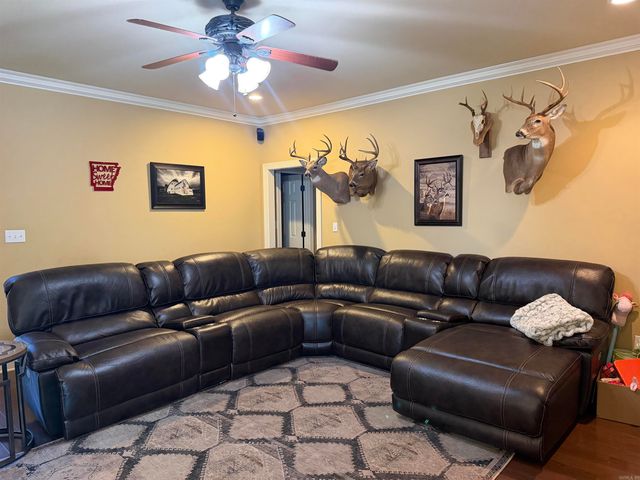 5600 Pear Tree Drive Drive, Hensley, AR 72206