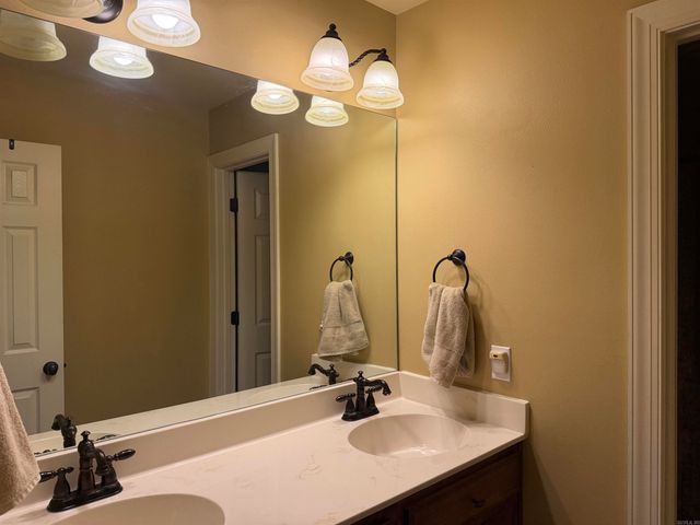 5600 Pear Tree Drive Drive, Hensley, AR 72206