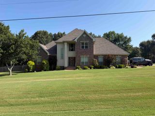 5600 Pear Tree Drive Drive, Hensley, AR 72206