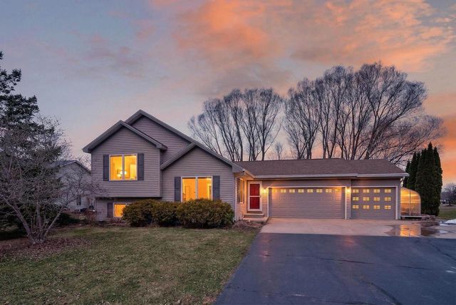 5138 ISLAND ROAD, Butte Des Morts, WI 54927