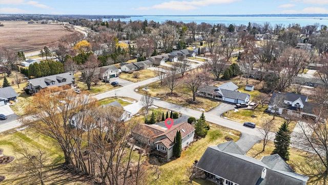 5138 ISLAND ROAD, Butte Des Morts, WI 54927