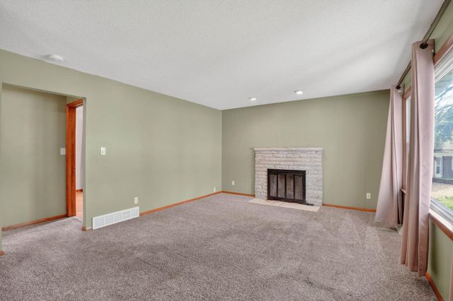 2509 Edgemont Avenue, Waterloo, IA 50702