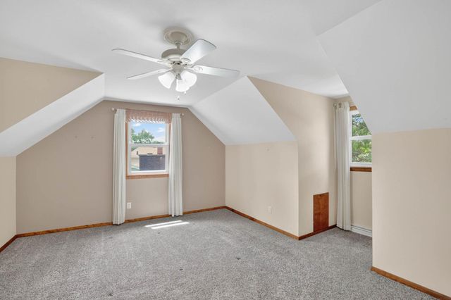2509 Edgemont Avenue, Waterloo, IA 50702