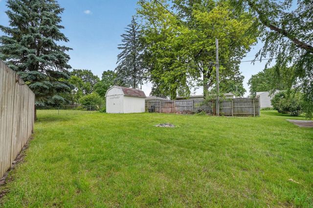 2509 Edgemont Avenue, Waterloo, IA 50702