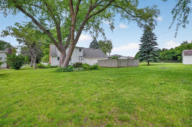 2509 Edgemont Avenue, Waterloo, IA 50702