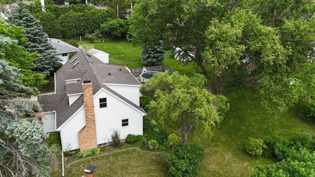 2509 Edgemont Avenue, Waterloo, IA 50702