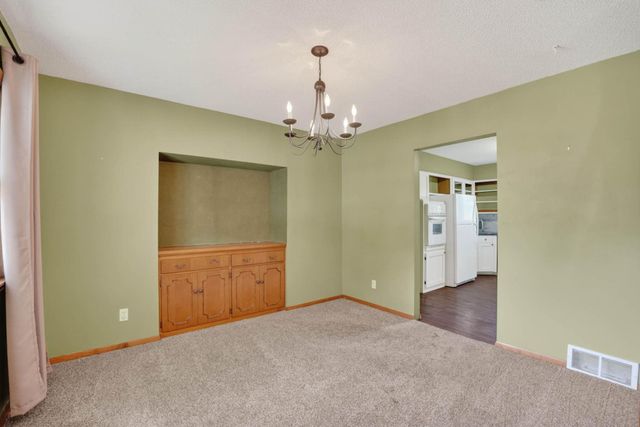 2509 Edgemont Avenue, Waterloo, IA 50702