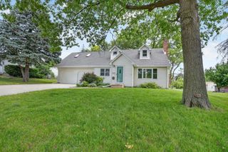 2509 Edgemont Avenue, Waterloo, IA 50702