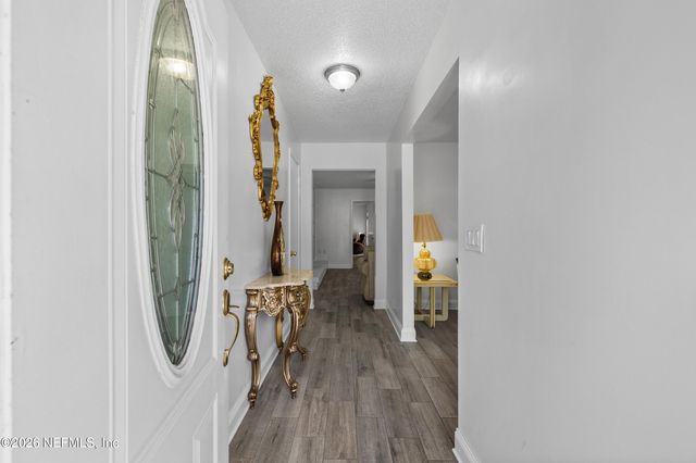 3383 CHRYSLER Drive, Jacksonville, FL 32257