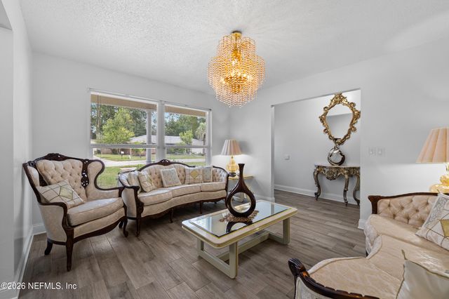 3383 CHRYSLER Drive, Jacksonville, FL 32257