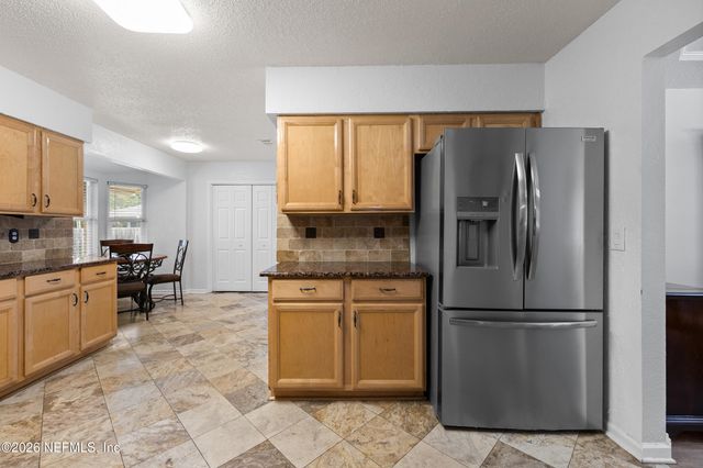 3383 CHRYSLER Drive, Jacksonville, FL 32257
