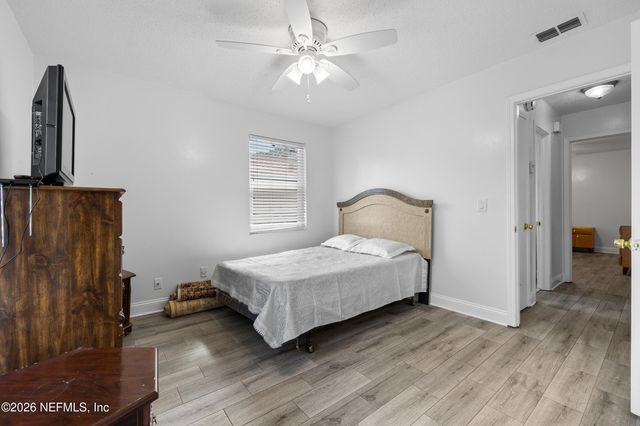 3383 CHRYSLER Drive, Jacksonville, FL 32257