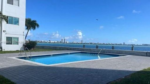 1880 S Treasure Dr 2G, North Bay Village, FL 33141