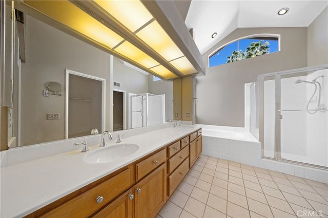 30354 Falcon Point Court, Murrieta, CA 92563