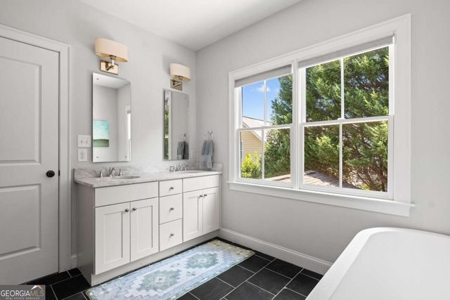 2799 Tupelo Street, Atlanta, GA 30317