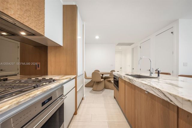 2831 S Bayshore Drive 1701, Coconut Grove, FL 33133