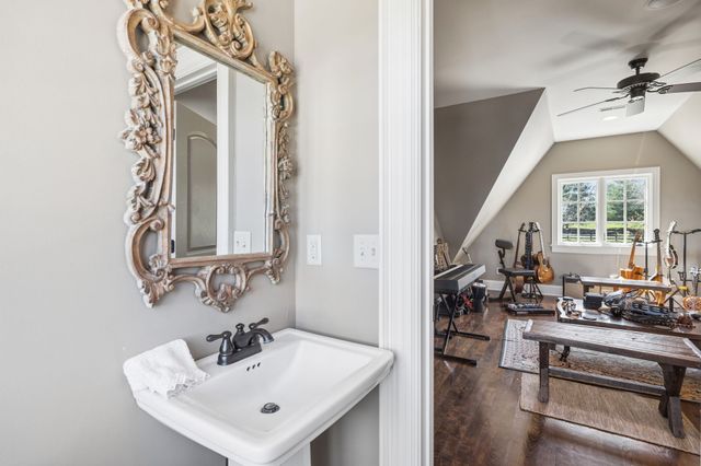 4330 N Chapel Rd, Franklin, TN 37067