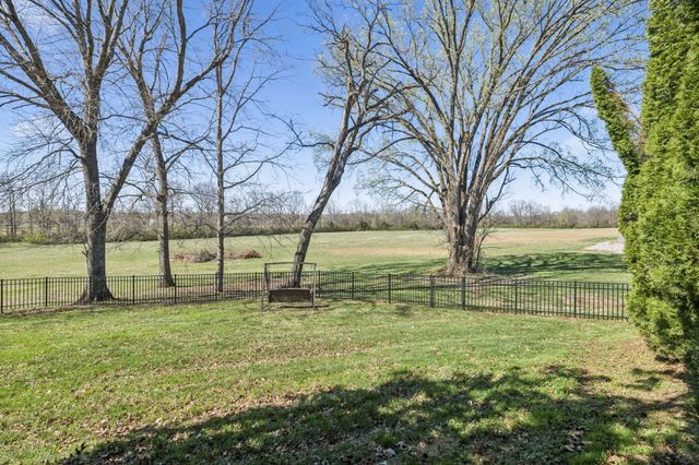 4330 N Chapel Rd, Franklin, TN 37067