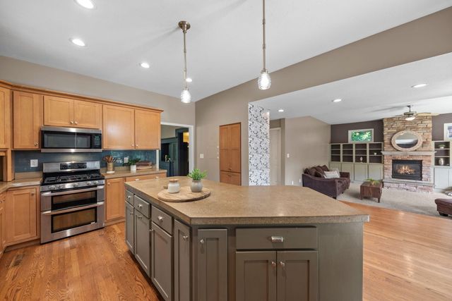 406 Lafayette Street, Valparaiso, IN 46383
