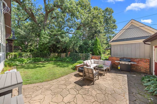 406 Lafayette Street, Valparaiso, IN 46383