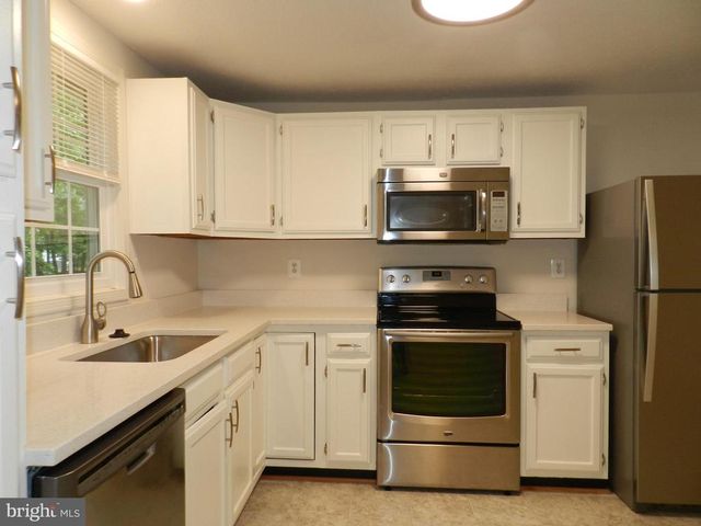 10605 HOLLEYBROOKE DR, Spotsylvania, VA 22553