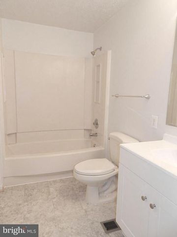 10605 HOLLEYBROOKE DR, Spotsylvania, VA 22553