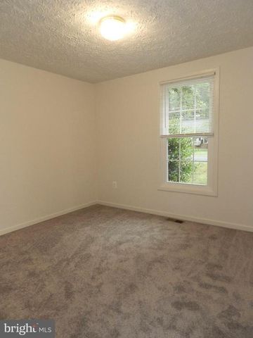 10605 HOLLEYBROOKE DR, Spotsylvania, VA 22553