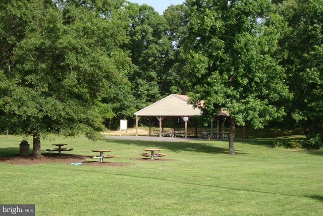 10605 HOLLEYBROOKE DR, Spotsylvania, VA 22553