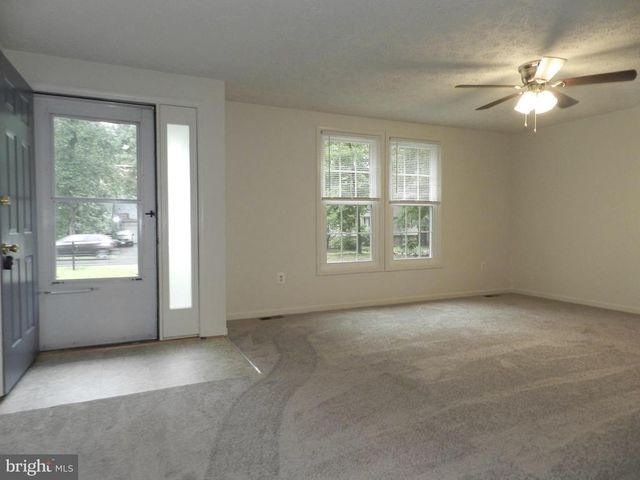 10605 HOLLEYBROOKE DR, Spotsylvania, VA 22553