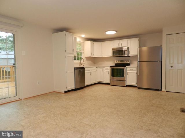 10605 HOLLEYBROOKE DR, Spotsylvania, VA 22553