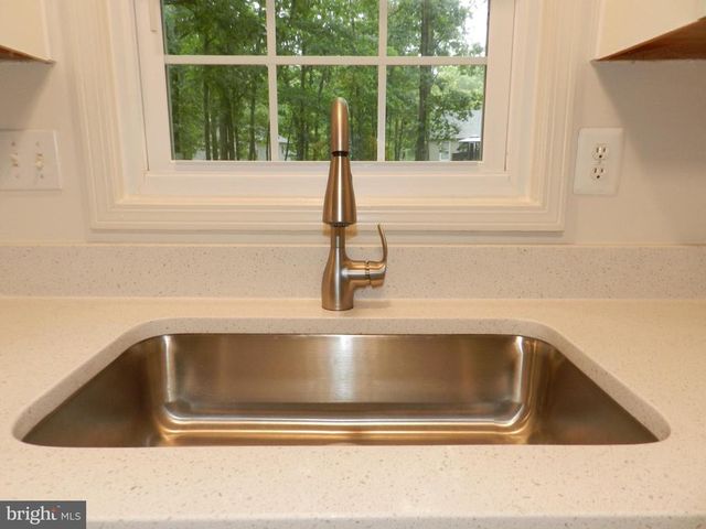 10605 HOLLEYBROOKE DR, Spotsylvania, VA 22553