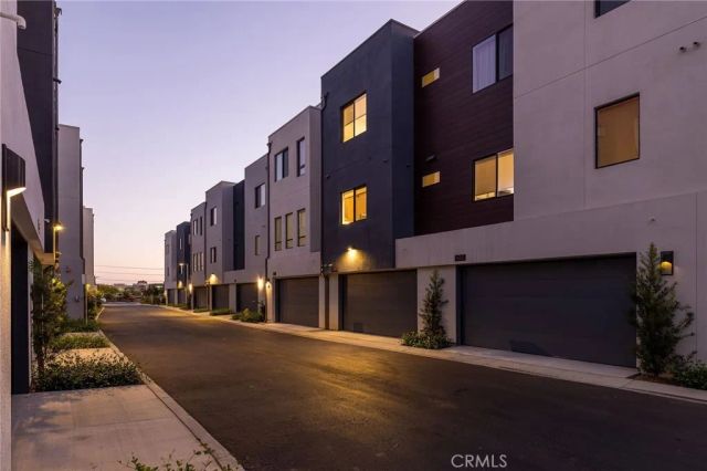 16328 Helber Way, Tustin, CA 92782