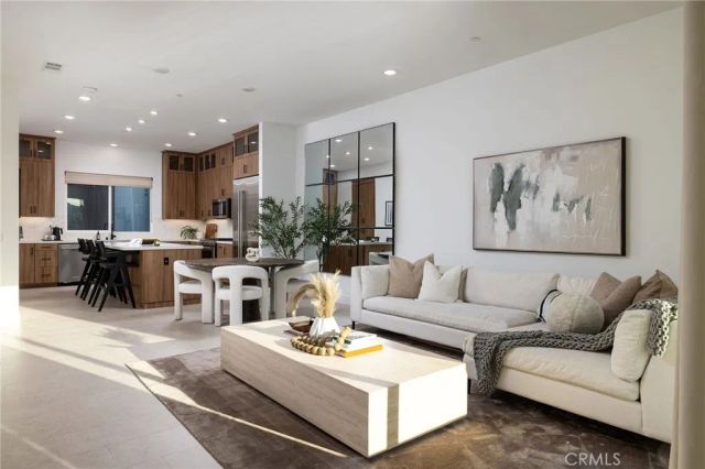 16328 Helber Way, Tustin, CA 92782