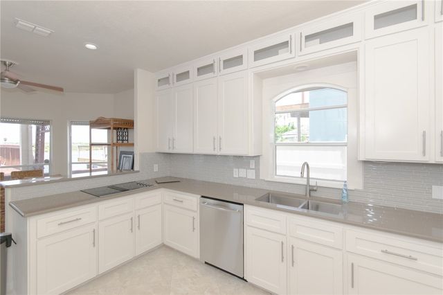 13558 Carlos Fifth Ct, Corpus Christi, TX 78418