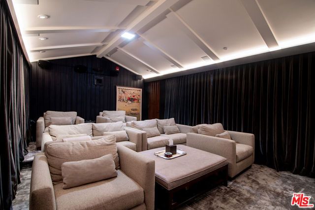 1270 Shadow Hill Way, Beverly Hills, CA 90210
