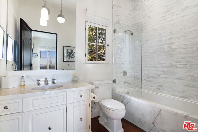 1270 Shadow Hill Way, Beverly Hills, CA 90210