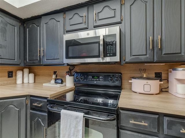 13216 Moccasin Lane, Oklahoma City, OK 73170