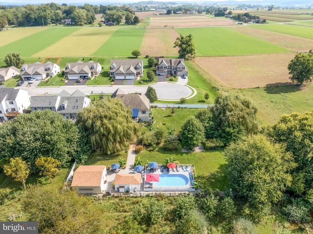 132 CREEKVIEW DR, Paradise, PA 17562