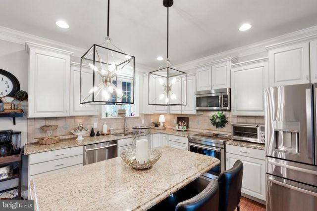 132 CREEKVIEW DR, Paradise, PA 17562
