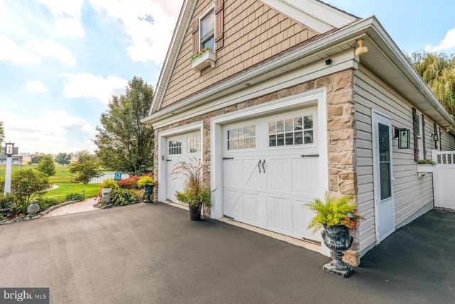 132 CREEKVIEW DR, Paradise, PA 17562