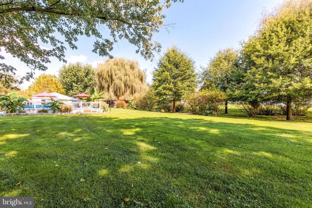 132 CREEKVIEW DR, Paradise, PA 17562