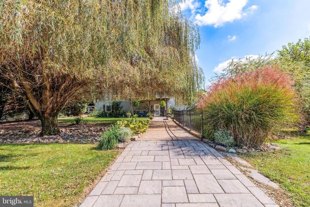 132 CREEKVIEW DR, Paradise, PA 17562