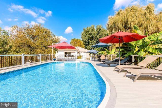 132 CREEKVIEW DR, Paradise, PA 17562