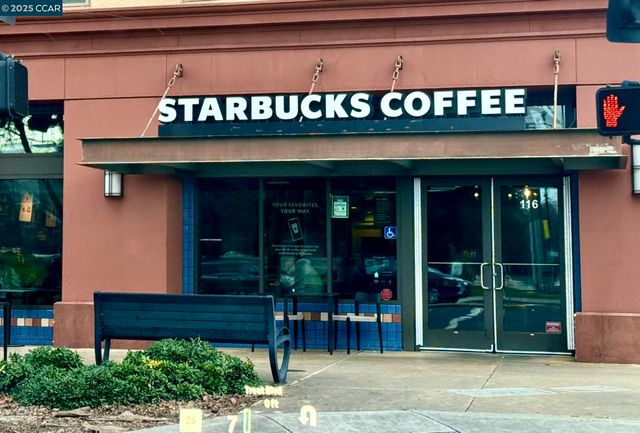 2550 Oak Rd. 209, Walnut Creek, CA 94596