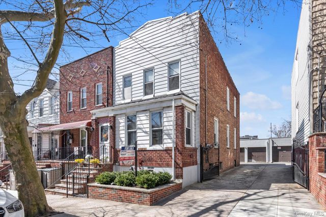 6858 76th Street, Middle Village, NY 11379