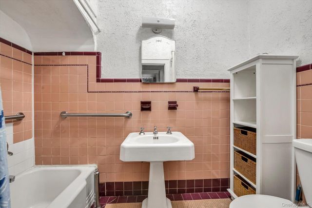 6858 76th Street, Middle Village, NY 11379